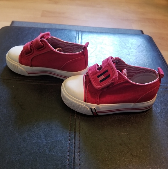 TOMMY HILFIGER Slip-on Sneakers (Size 6M=25cm) - Picture 9 of 16